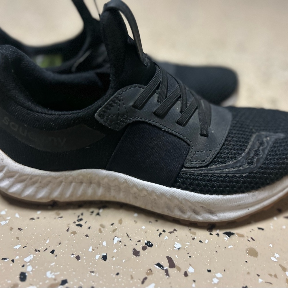 Saucony Black and White Sneakers with Cushioned Midsole